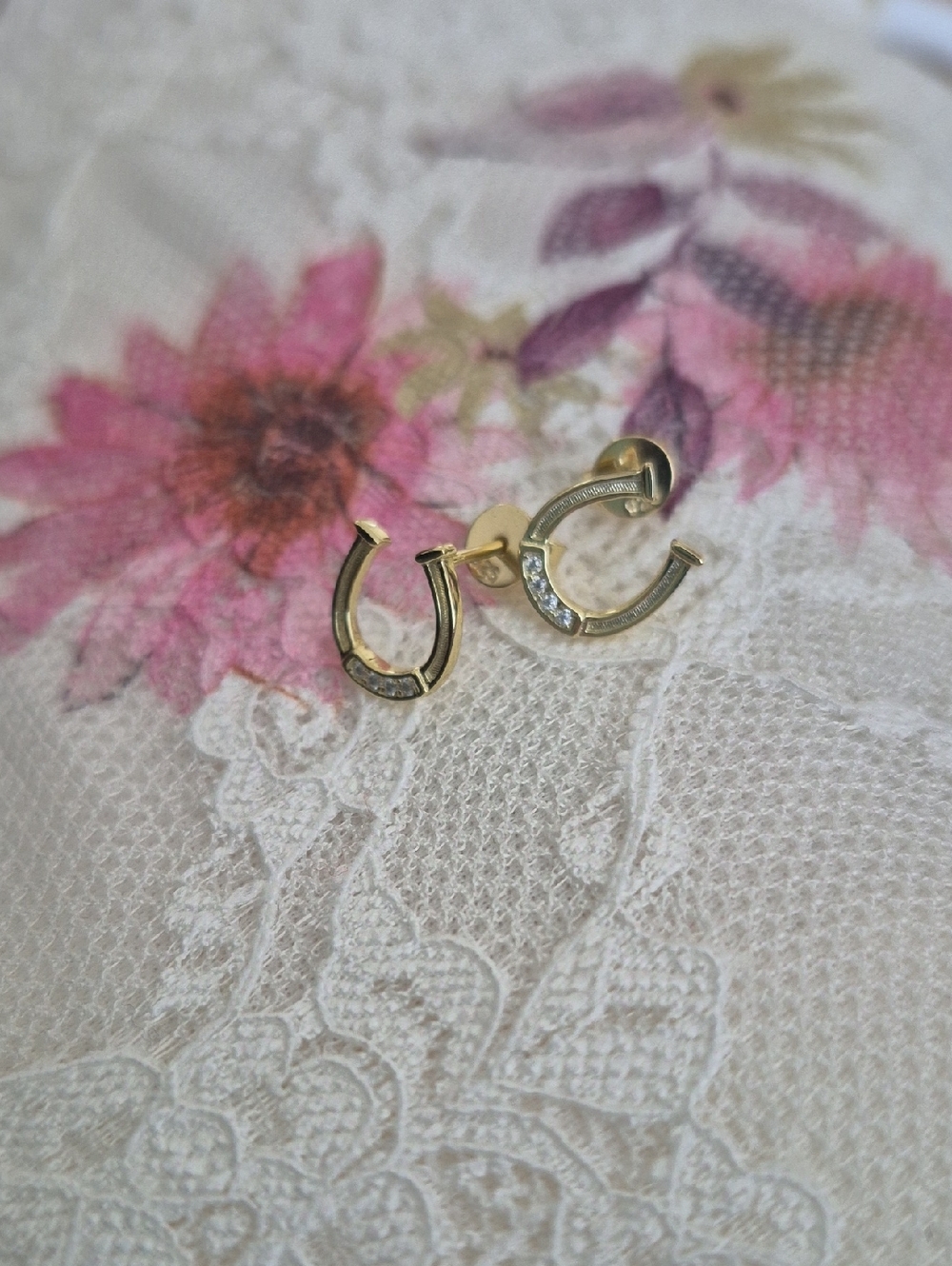 Gold Vermeil Horseshoe 0.005 1.0mm Stud Earrings - Elegant Women’s Jewelry